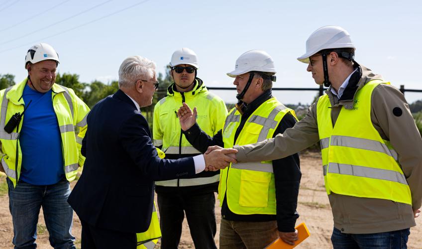 Aptarta „Teltonika High-Tech Hill“ prijungimo prie elektros perdavimo tinklo darbų pažanga
